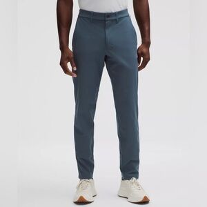 Commission Slim-Fit Pant 34 
Warpstreme